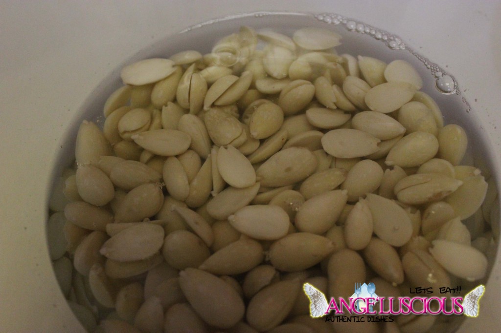 Skinless Almonds